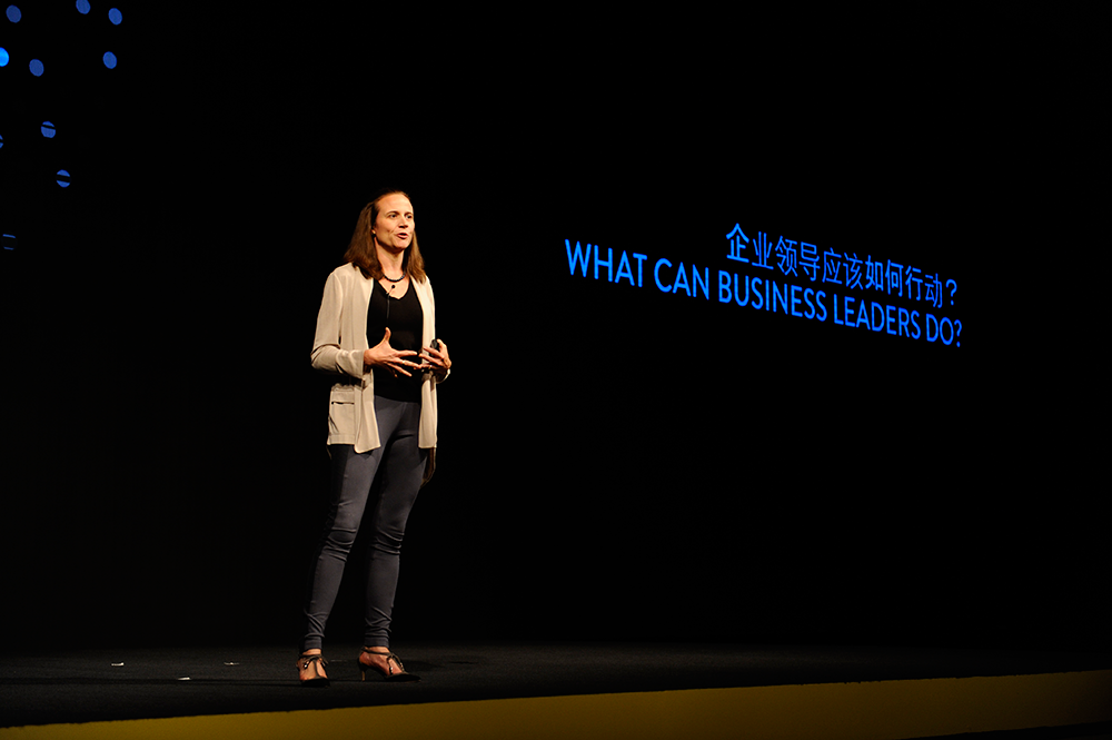 Louise Keely, presidente del Demand Institute e vicepresidente senior di Nielsen, parla della transizione della Cina verso un'economia guidata dai consumatori.