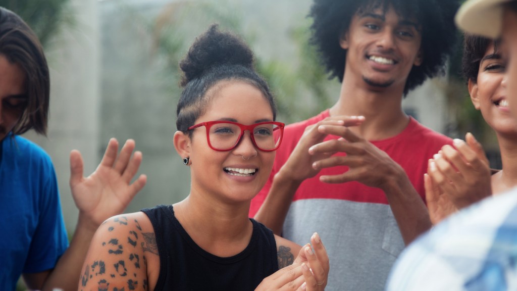 "¡MI COMUNIDAD VOTA!" A força inexplorada dos latinos em números